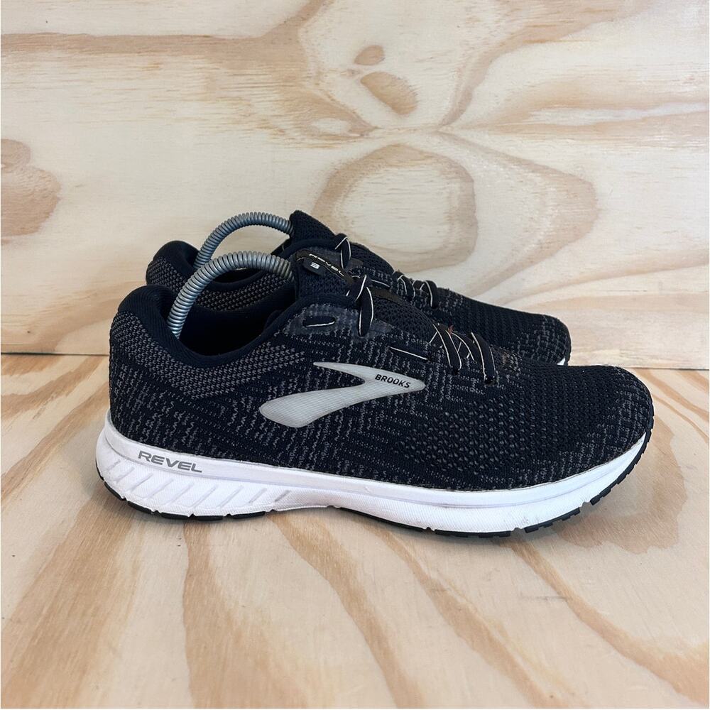 Brooks - Revel 3 - Running Shoes - Black - Women's - 11(B) - 1203021B012